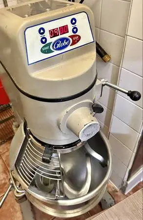Globe Dough Mixer 30 qt.