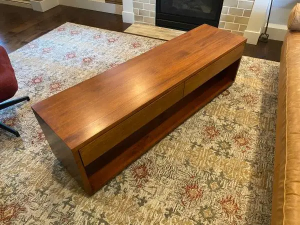 Coffee table - solid wood, modern design