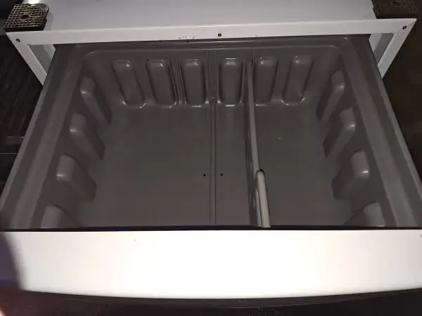One White Pedestal Drawer For Samsung Units