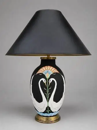Vintage Porcelain Swans Table Lamp by Chapman