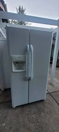 2014 FRIGIDAIRE SIDE BY SIDE REFRIGERATOR
