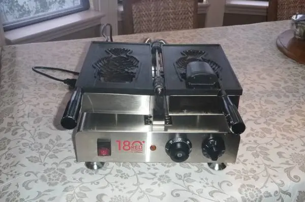 Taiyaki Waffle Cone Maker