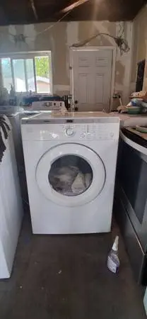 ~* LG Stackable Electric Dryer ~* Can deliver