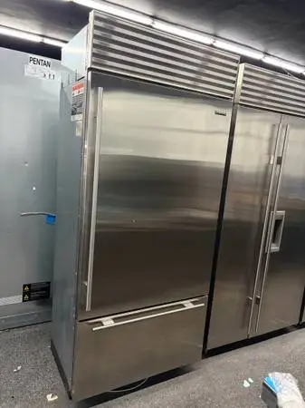Stainless Steel Right Hinge Fridge Sub Zero