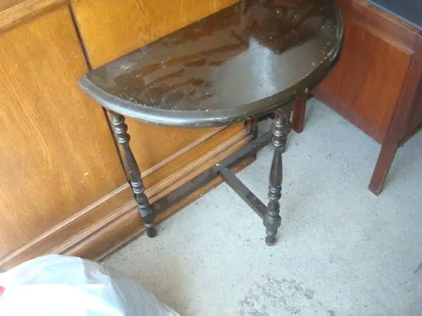 2 sm 1/2 moon tables ,stands