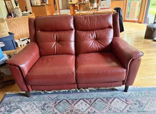 Red Leather Electric Reclining Sofa *Delivery*