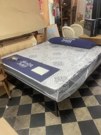 King size bed complete