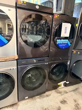 Samsung bespoke washer 5.3 cu ft and dryer electric 220v