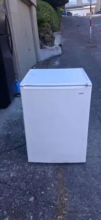 *~ Kenmore Small Refrigerator ~* Can deliver