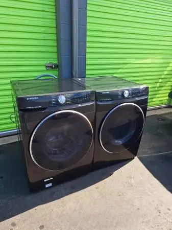 Samsung black stainless steel set