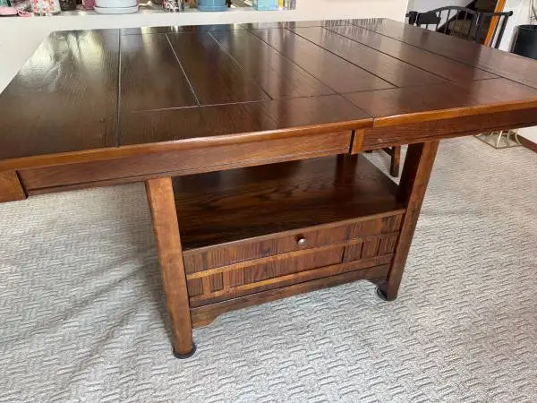 FROM WALKERS FURNITURE LIKE NEW BUTTERFLY DINING TABLE AND 4 CHAIRS