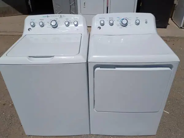 GE washer and electric dryer set