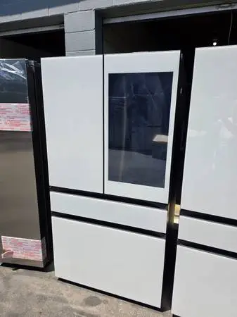New samsung white glass family hub refrigerator