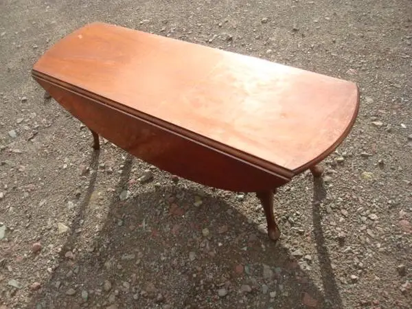 cherry dropleaf coffee table,
