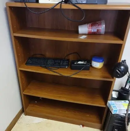 Used office items-Desks,chairs,tables,bookcases,etc