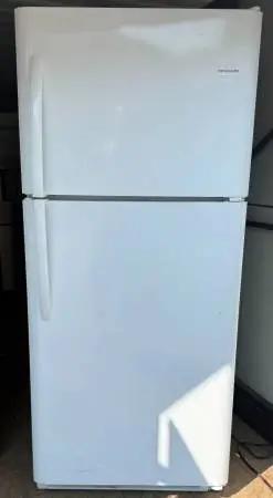 Clean & Tested Frigidaire 20 Cu Ft Top-Freezer Refrigerator White — $250