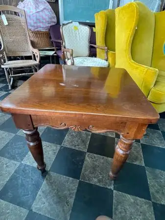 Wooden side table/end table