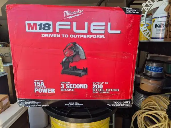 Milwaukee M18 FUEL 14 Abrasive Chop saw