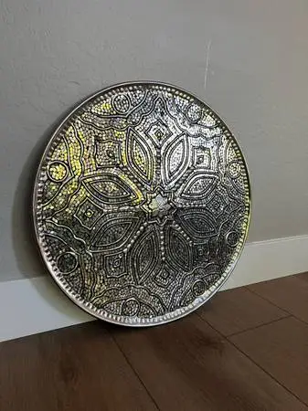 24” Round Silver Metal Wall Plate With Embossed Mosaic Mirror Details
