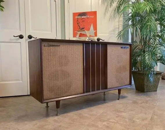 ►Mid Century Modern Stereo Record Player Console BLUETOOTH Enabled