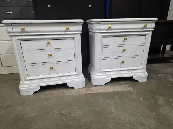 Set of 2 White Distressed Shabby Chic Nightstands