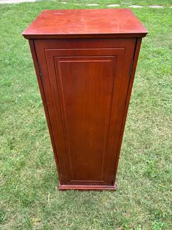 Cabinet with Two Sided Shelves