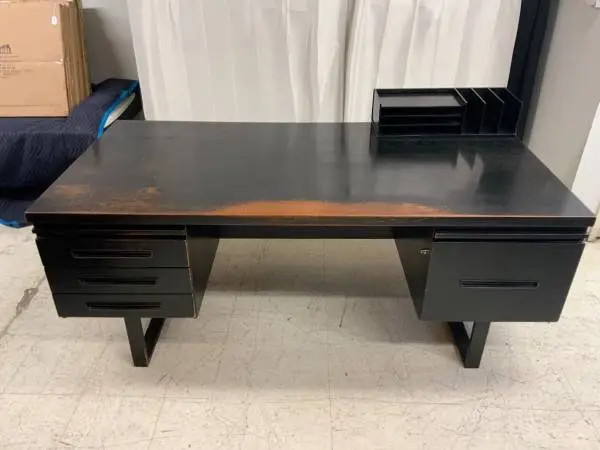 Dyrlund teak executive desk