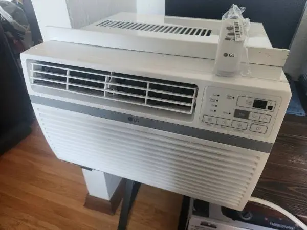 *** LG Window Air Conditioner AC 10,000 BTU SACC/DOE ***