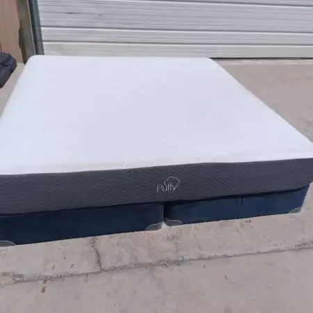 King memory foam mattress and box spring