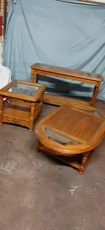Living room coffee table set.