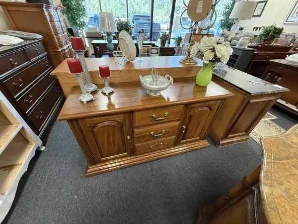 Buffet / Server