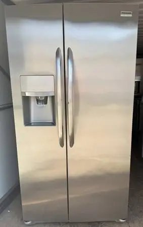 Clean & Tested Frigidaire Gallery 25.6 Cu Ft SxS Fridge Stainless $325