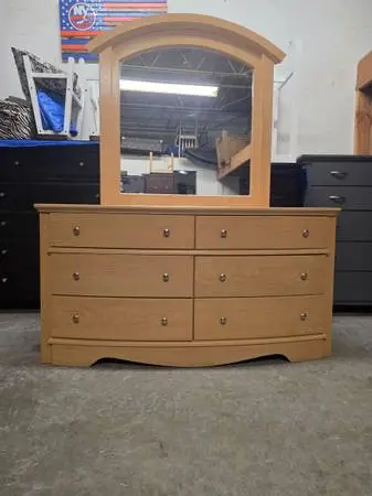 Honey Oak 6 Drawer Dresser with Mirror