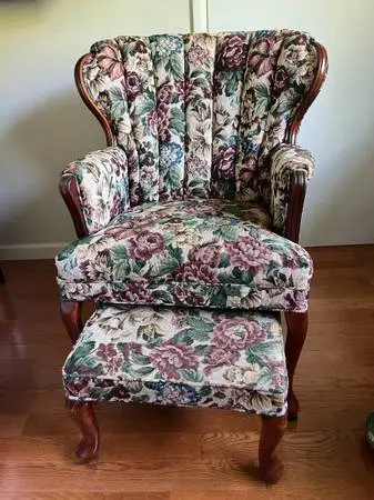 Wing back chair
