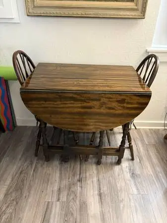 Antique Wilhelm Gate Leg table and 2 chairs
