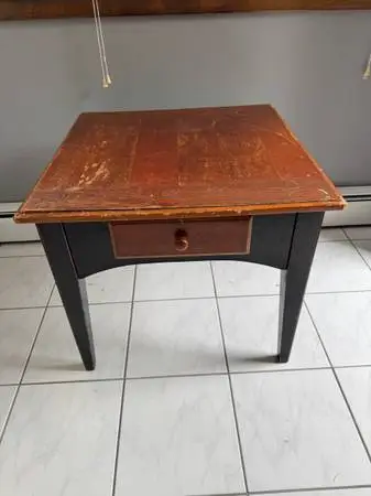 Household Wooden Table With Drawer