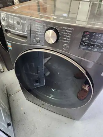 LG Washer (Electric) Dryer