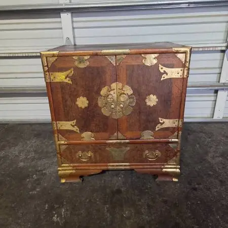 Wood storage cabinet