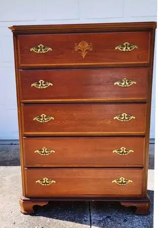 5 Drawer Chest of Drawers Dresser