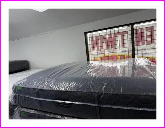 KING SIZE SIMMONS BEAUTYREST BLACK SERIES 2 (FIRM) HYBRID MATTRESS BED