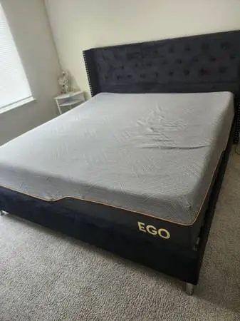 King size bed w/ platform
