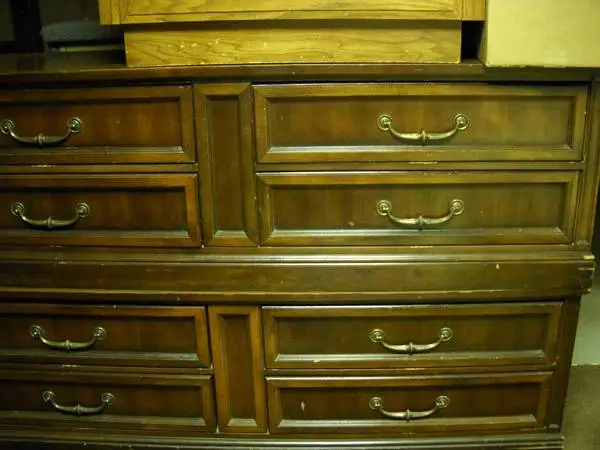 Dresser on a dresser-with 8 drawers