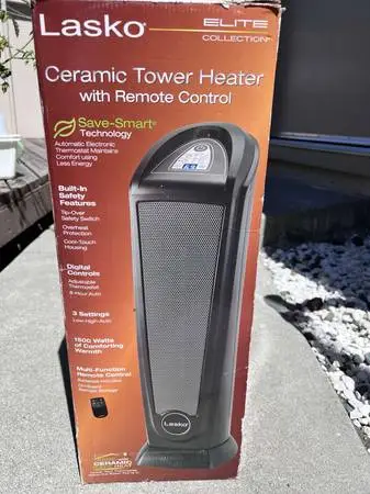 Lasko Space Heater CT22415 (23 Tower + Remote Control)