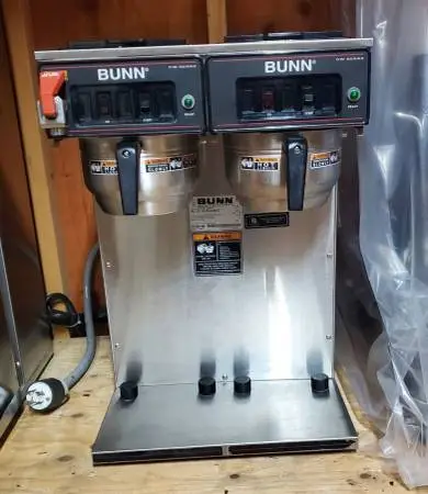 BUNN CWTF TWIN BREWER - TWO OF THEM
