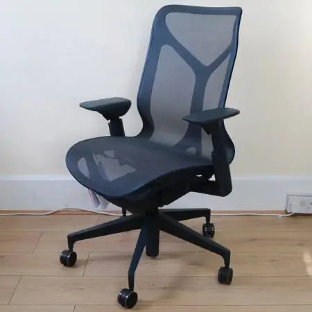 Herman Miller Cosm Mid Back. High End Chair. Like NEW! MSRP  $1,645!