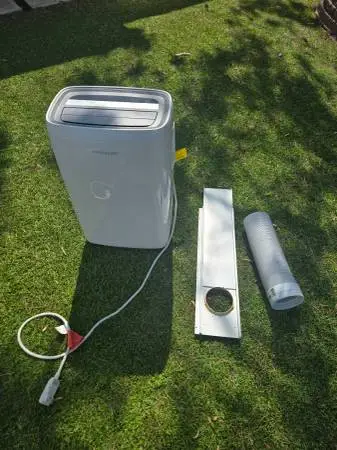 *** FRIGIDAIRE Ice cold AC Air conditioner ***