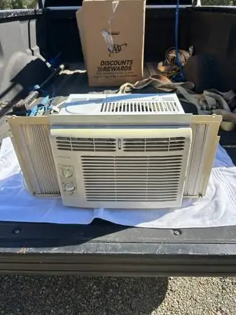 window A/C - air conditioner