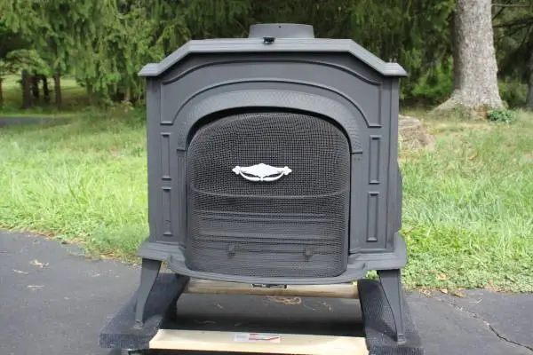 Vermont Castings Wood Stove / Resolute