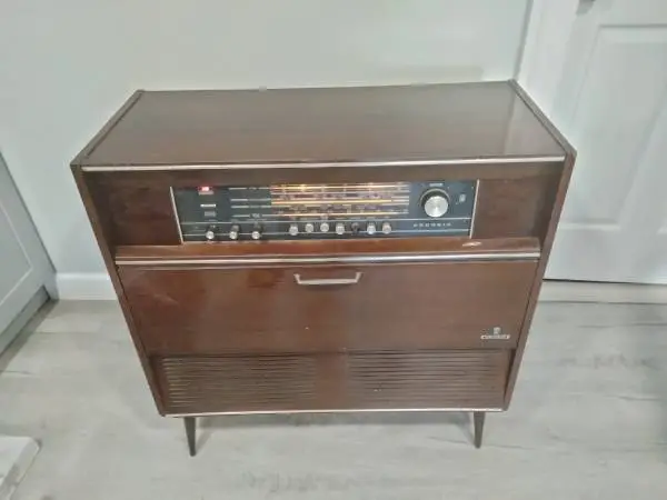 VTG 1960s Grundig Locarno Tube Stereo Turntable Console Germany MCM
