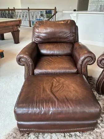 Couches/Footrests